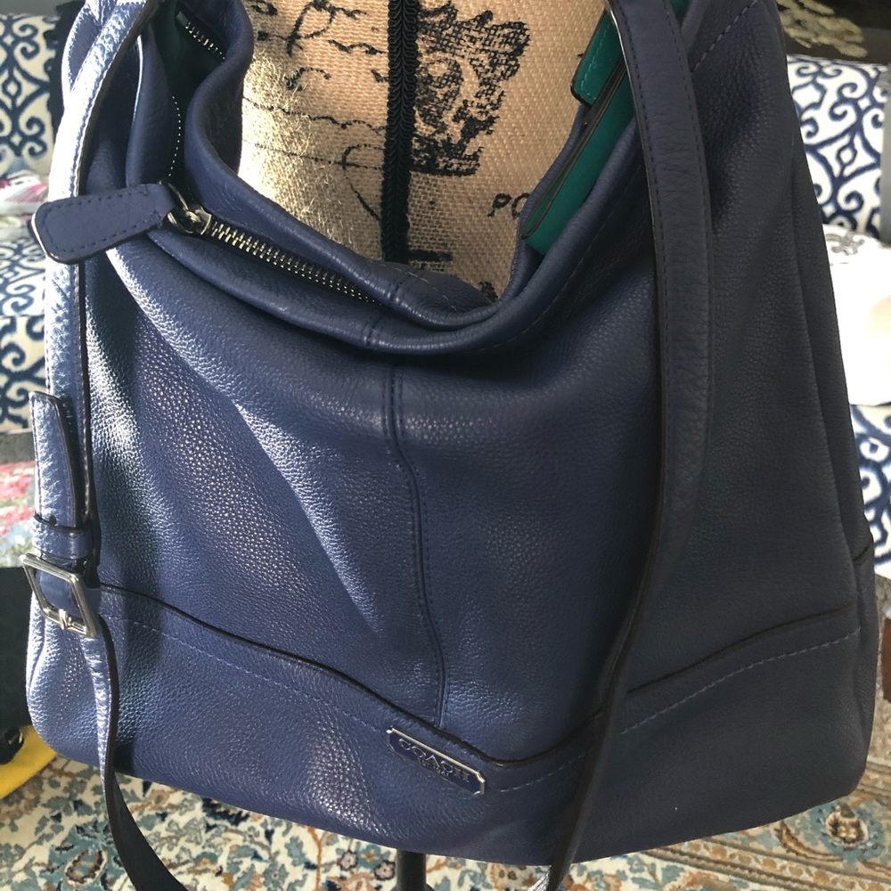 Coach shoulder bag.